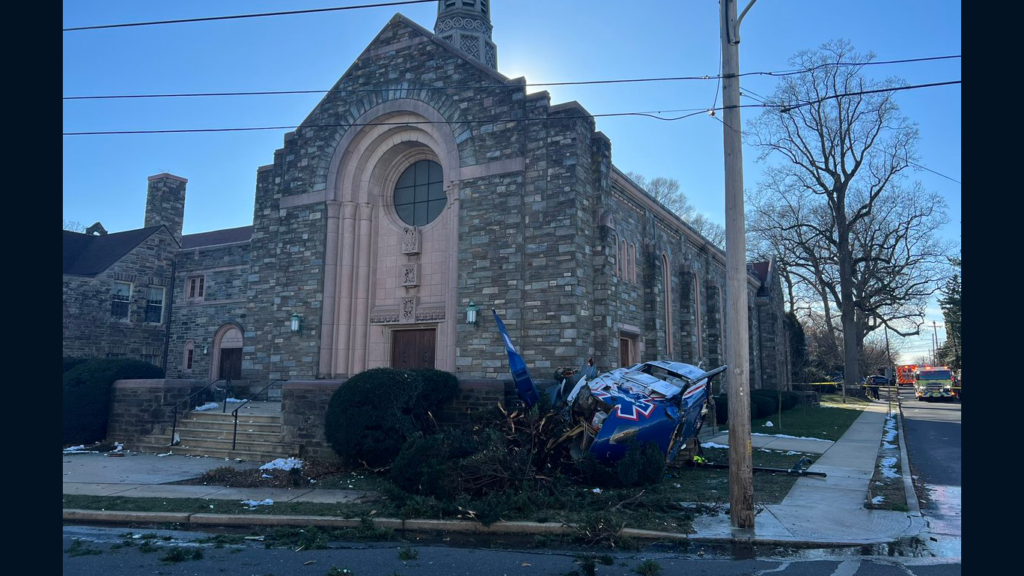 No severe injuries or damage from medical helicopter crash at Drexel Hill UMC Eastern PA